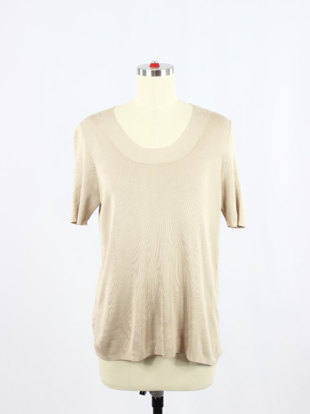 AKRIS Beige 100% Silk Knit Scoop Neck Short Sleeve T-Shirt Sweater, Size 14